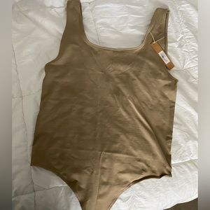 SKIMS Soft Smoothing Bodysuit